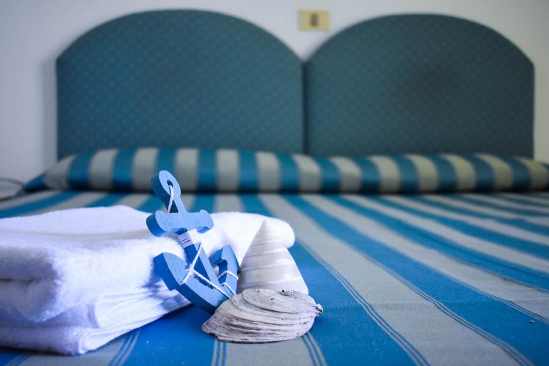 Hotel Embassy Pesaro Eksteriør bilde